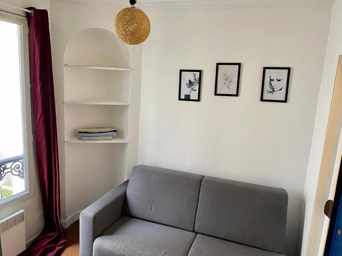 Home Sweet Home Montmartre Duperre Paris 0*,  France